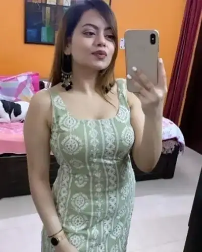 Call Girl in Allapur